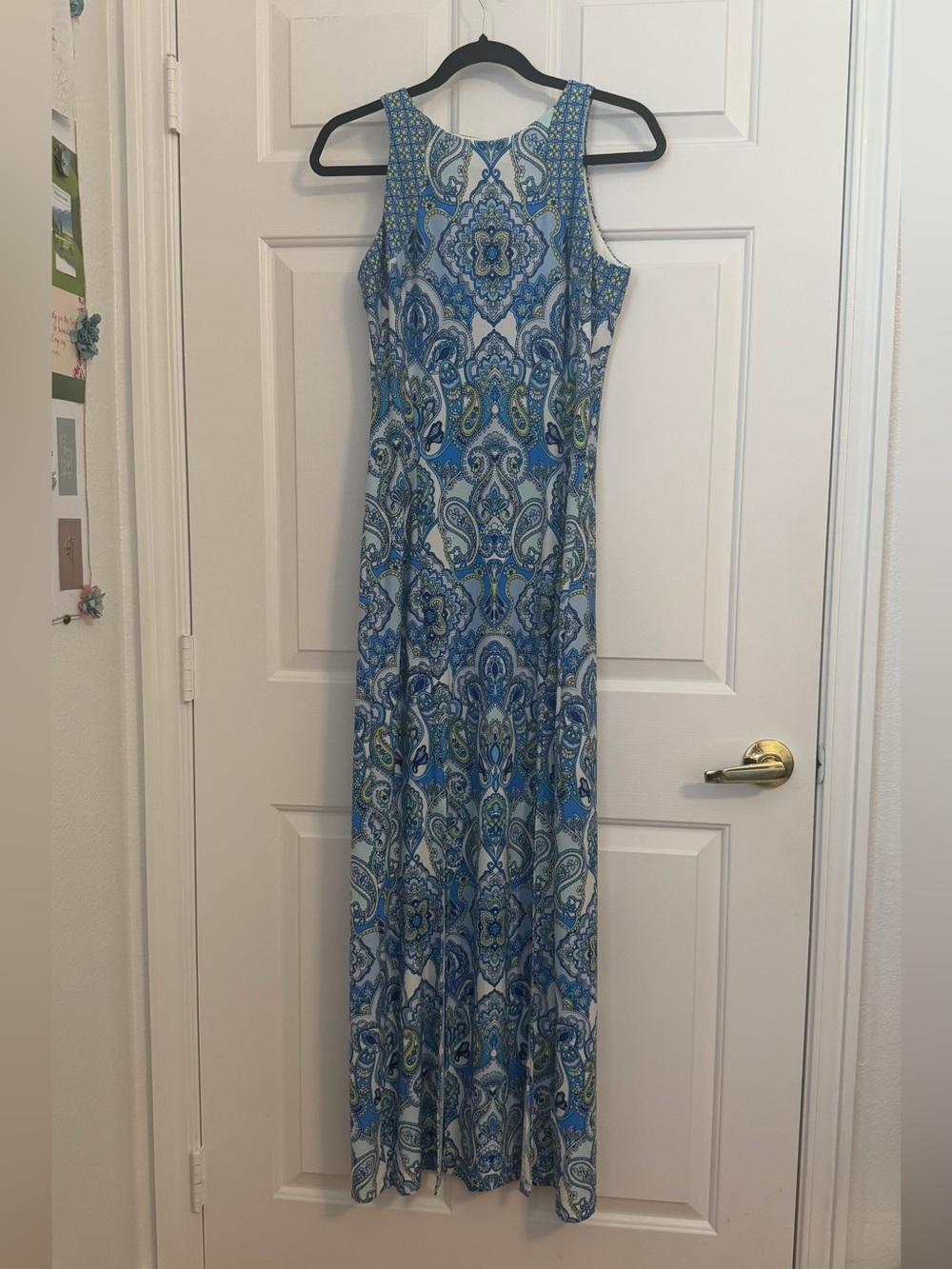 London Times Blue and White Paisley Sleeveless Maxi Dress NWOT